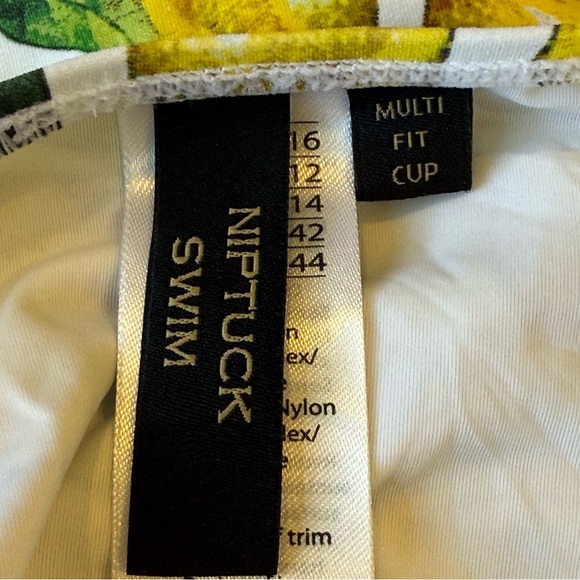 Niptuck Joanne Twist Front One Piece Swimsuit Suit Size 12 Lemon Print - Picture 7 of 13